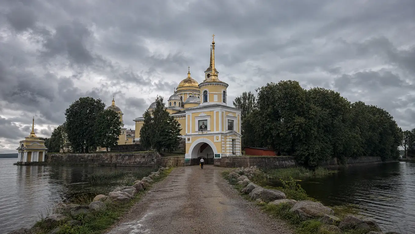 Богородицкий Житенный женский монастырь на полуострове у Осташкова