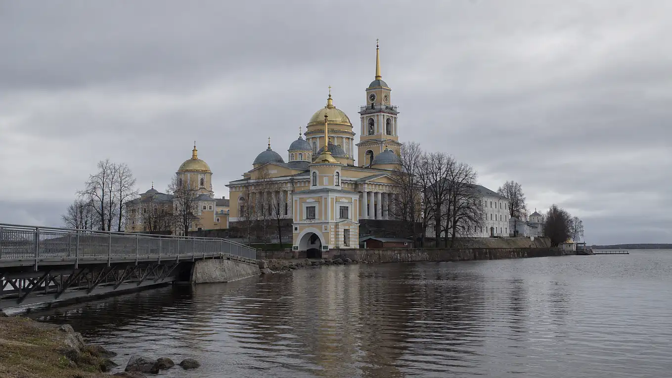 Нило-Столобенская пустынь на Селигере