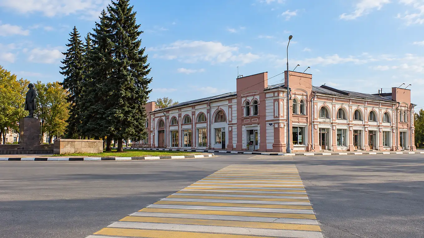 Площадь Ленина и Торговые ряды в Серпухове