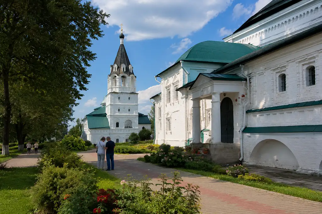 Белокаменный ансамбль музея-заповедника «Александровская слобода»