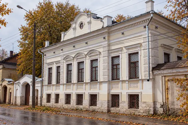 Покровские засидки в Торжке